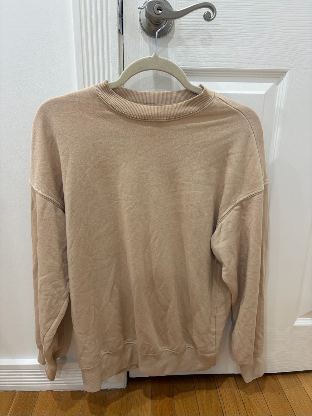 H&M Beige Crewneck Sweatshirt